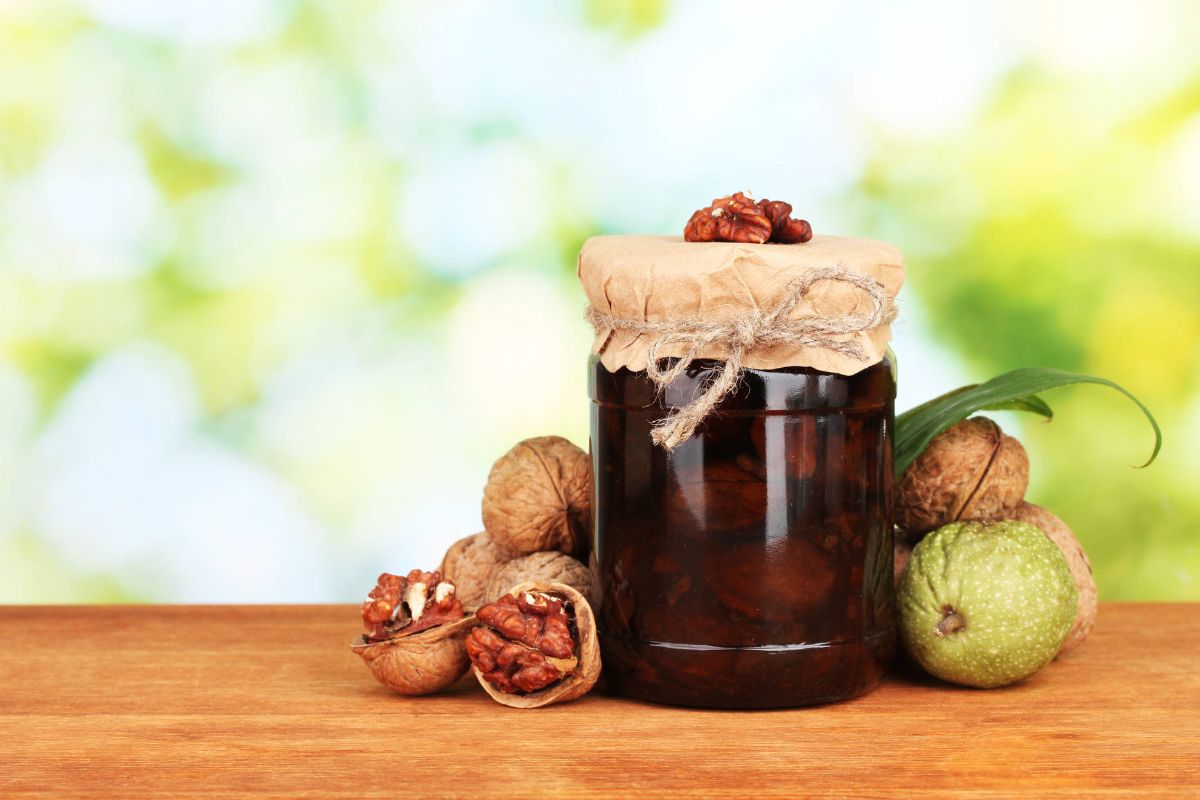 Варення з волоських горіхів — 8 фактів про користь і шкоду, рецепт і протипоказання
