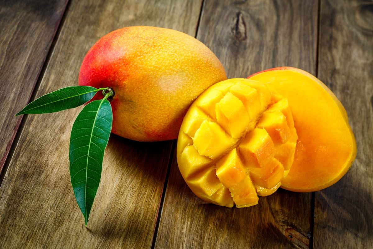 Користь манго — 13 наукових фактів про вплив на організм людини, а також шкоду і протипоказання