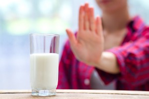 Шкода молока і молочних продуктів для людини – 6 фактів про їх вплив на здоров'я організму жінок і чоловіків