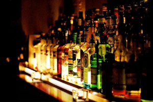 Гемоглобін і алкоголь: чи підвищує спиртне його рівень або знижує, а також як воно впливає на склад крові людини??