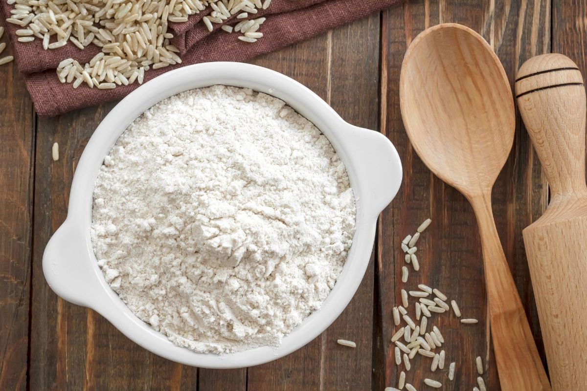 Рисове борошно — 7 фактів про користь і шкоду для організму людини