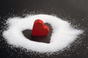 Як сіль впливає на серце і судини — наукові факти про те, чи шкодить зловживання натирієм здоров'ю