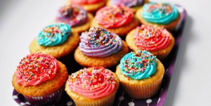 Як не заїдати стрес солодким — 4 варіанти для заміни, чому хочеться і як перестати їсти шкідливі цукерки та інші продукти