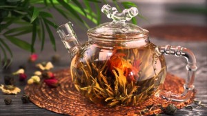 Чай від нервів і стресу — 5 кращих сортів фіточаю для заспокоєння і від депресії