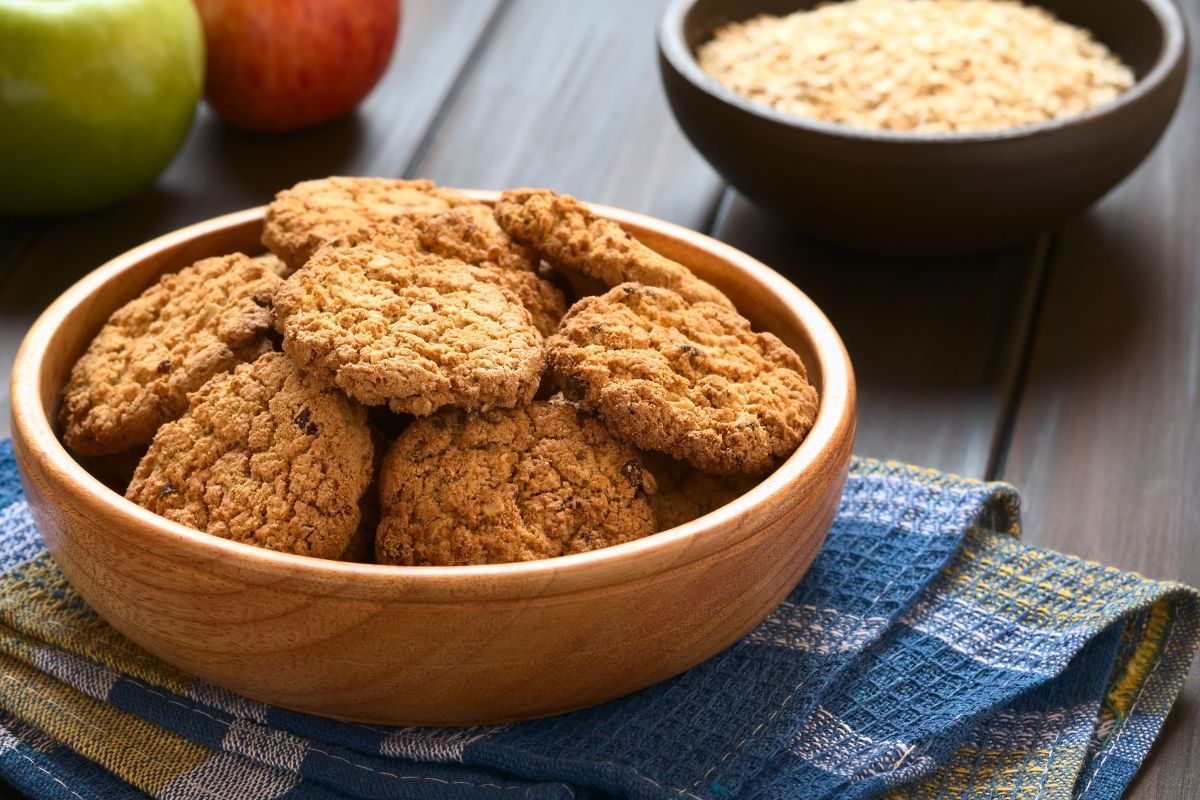 Вівсяне печиво — 5 фактів про користь і шкоду для здоров'я і рецепт приготування